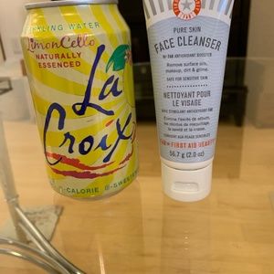 First Aid Beauty 2.0 Oz Face Cleanser